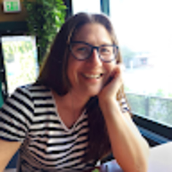 Meet your Posher, Alix - Picture 1 of 1